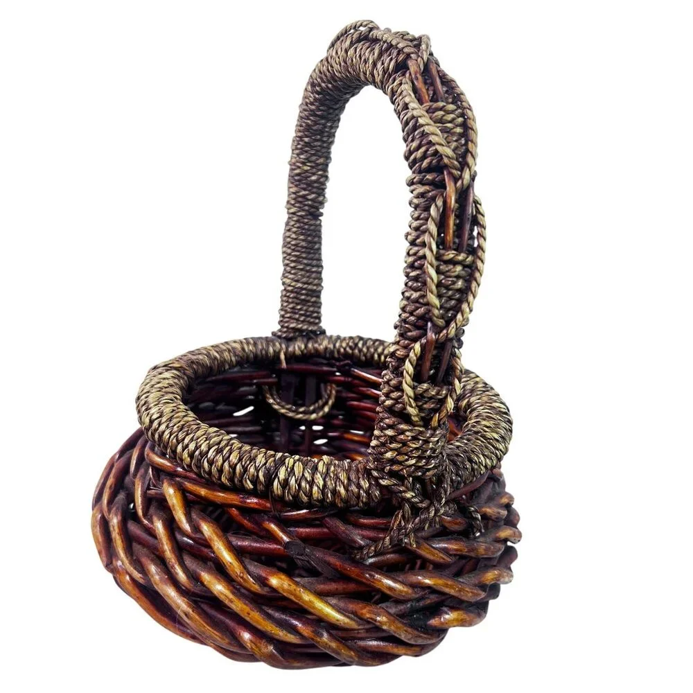 Vintage Round Basket Woven Handcrafted Brown‎ Rattan Wicker Twisted Rope Handle